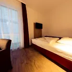 Hotel Guestified Milo Noel
